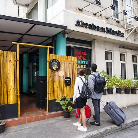 Abraham Manila Hostel Makati City Bagian luar foto