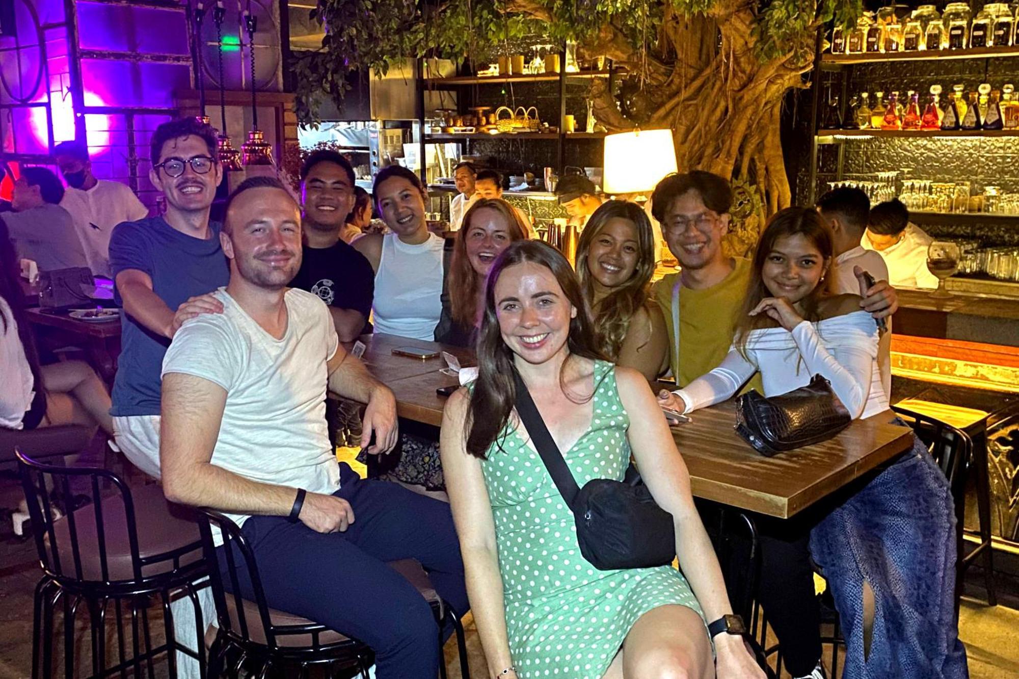 Abraham Manila Hostel Makati City Bagian luar foto