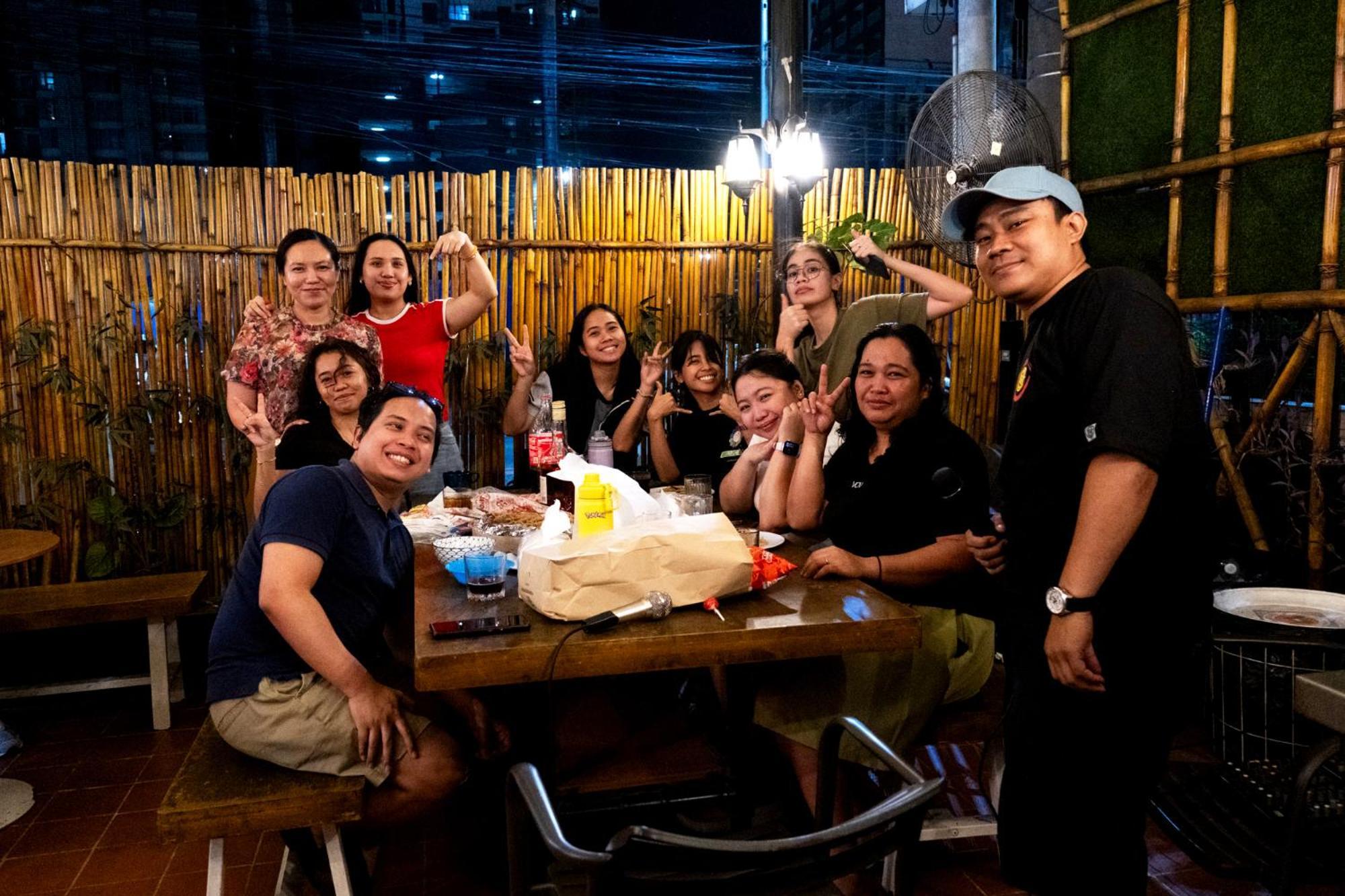 Abraham Manila Hostel Makati City Bagian luar foto
