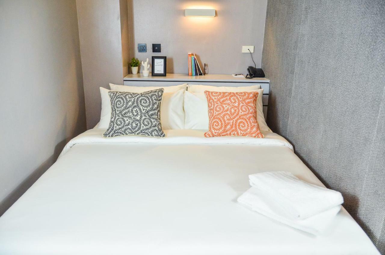 Abraham Manila Hostel Makati City Bagian luar foto